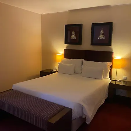 Gale T1 109 Hotel 4*