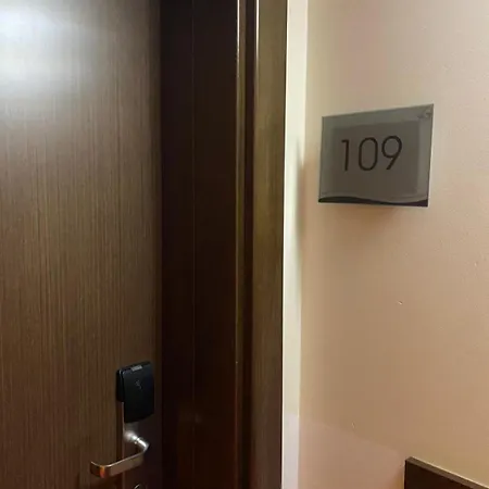 Hotel Gale T1 109 4*